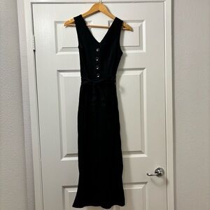 Universal Thread Black Sleeveless Jumpsuit with Button Front